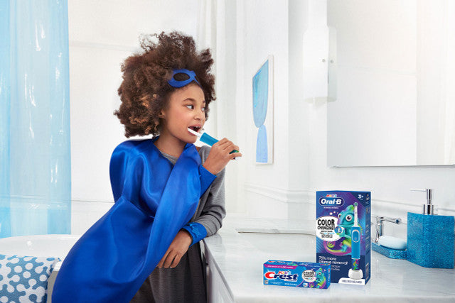 Kids Electric Toothbrush Featuring Chameleon, for Kids 3+